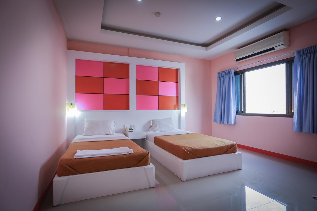 Grand Leo Hotel Khon Kaen Ngoại thất bức ảnh